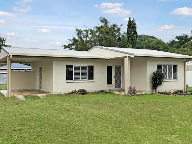 6 Napier St, Trinity Park QLD 4879