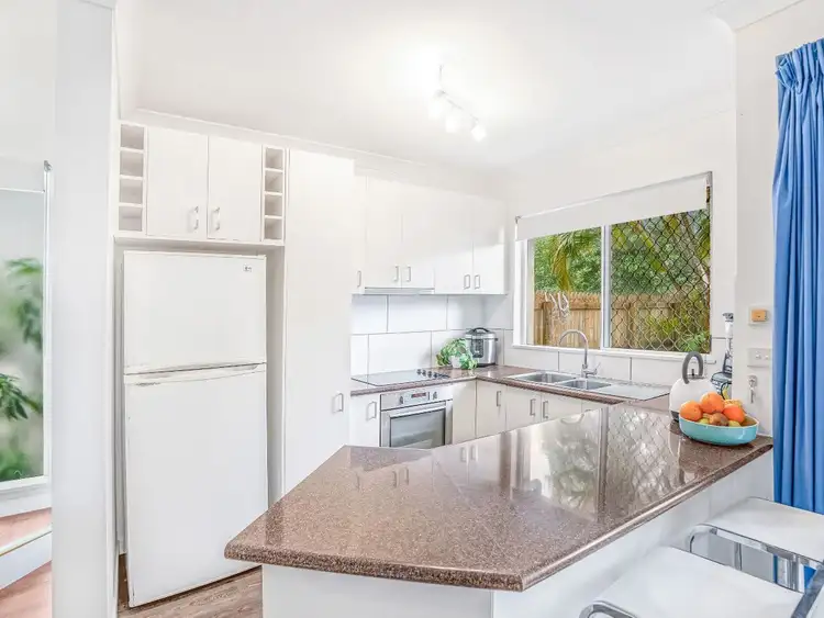 Sixth view of Homely townhouse listing, 2/10 Grantala St, Manoora QLD 4870