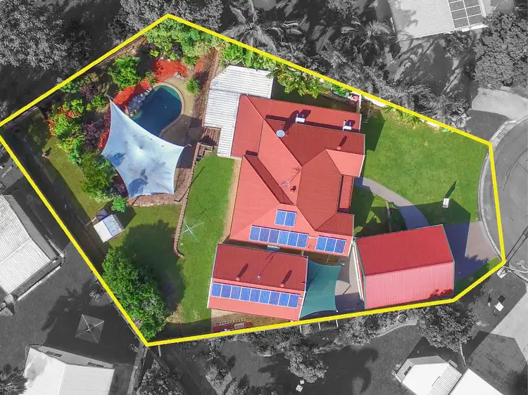 15 Elkhorn Close, Redlynch QLD 4870