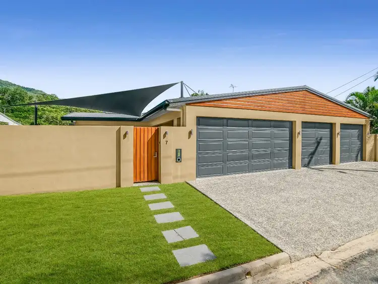 7 Ulambi Close, White Rock QLD 4868