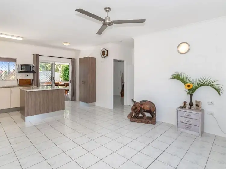 Sixth view of Homely house listing, 2 Conlan Close, Manoora QLD 4870