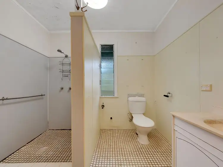 Sixth view of Homely house listing, 32 MacIlwraith Street, Manoora QLD 4870