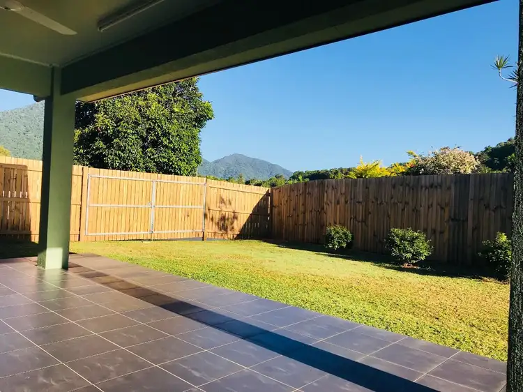 6 Acmena Cl, Redlynch QLD 4870