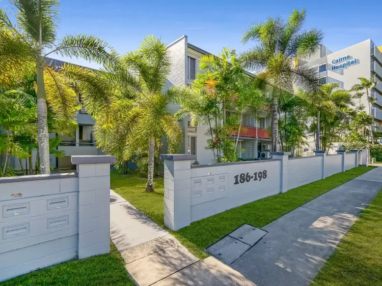 25/186-198 Lake Street, Cairns North QLD 4870