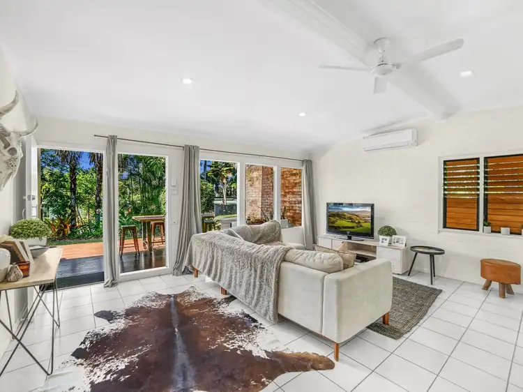 Second view of Homely house listing, 72 Hillview Crescent, Whitfield QLD 4870