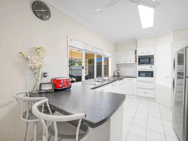 Seventh view of Homely house listing, 4 Grimes Cl, Kanimbla QLD 4870