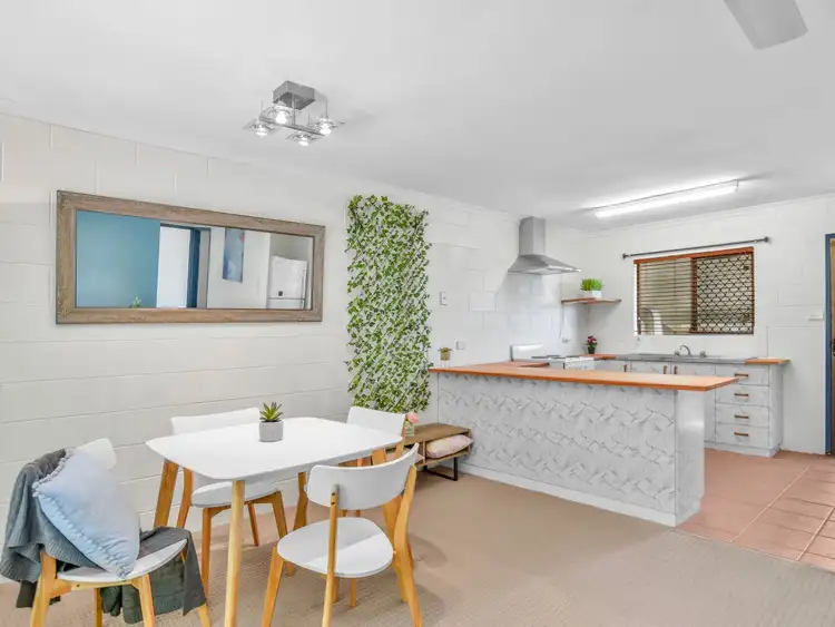 15/64 Pease Street, Manoora QLD 4870