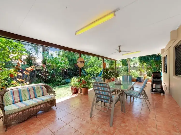 19 Red Ochre St, Redlynch QLD 4870