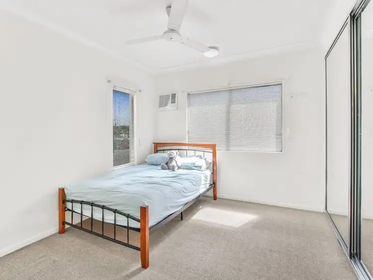 Seventh view of Homely unit listing, 3/44 Pease St, Manoora QLD 4870