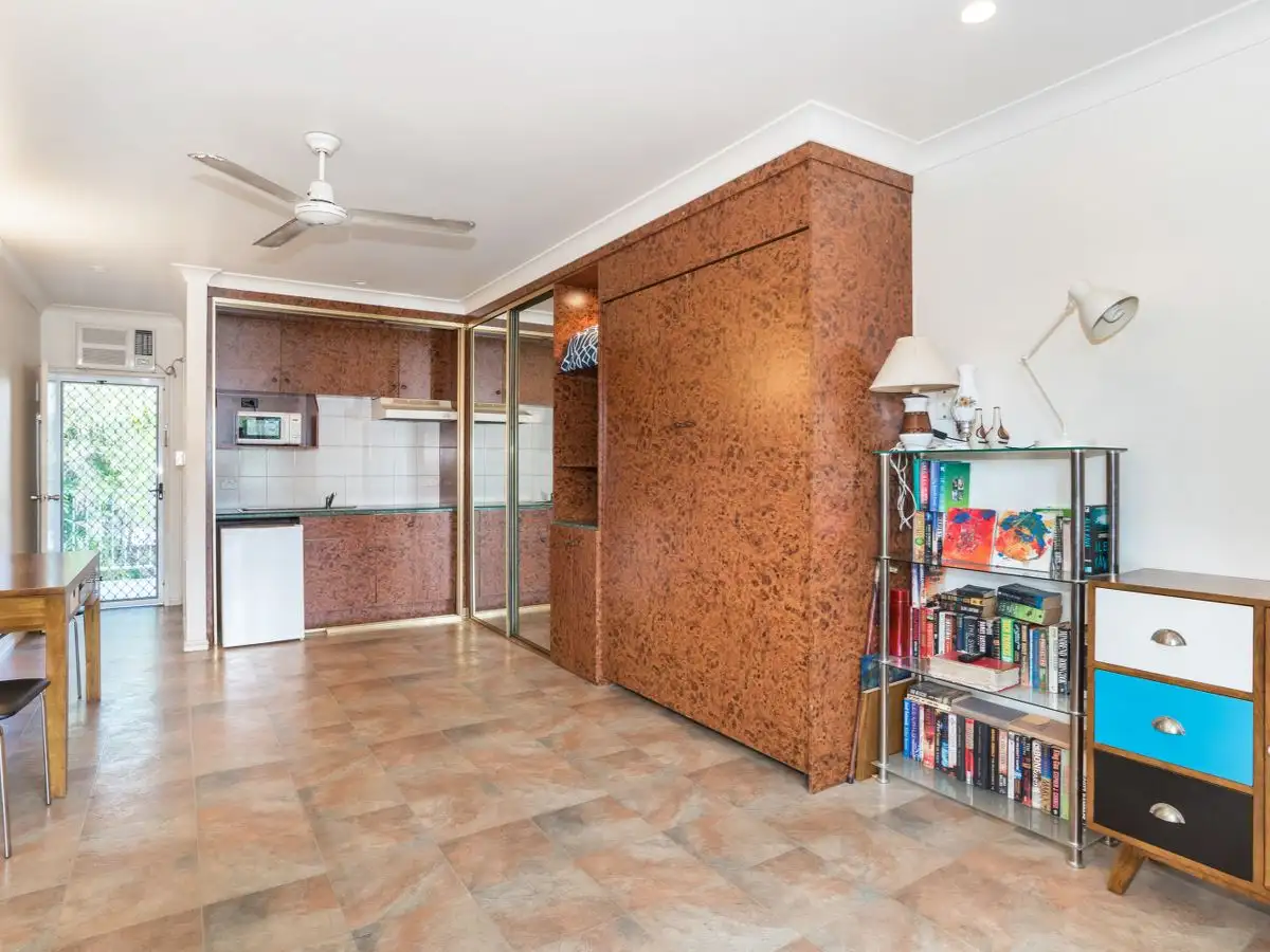 Main view of Homely unit listing, 10/86 Jensen Street, Manoora QLD 4870