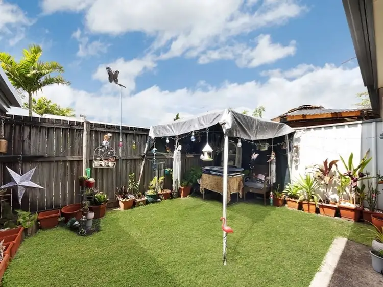 3/481 McCoombe Street, Mooroobool QLD 4870
