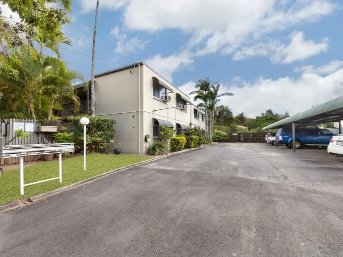 Main view of Homely unit listing, 2/5 Maytown Close, Manoora QLD 4870