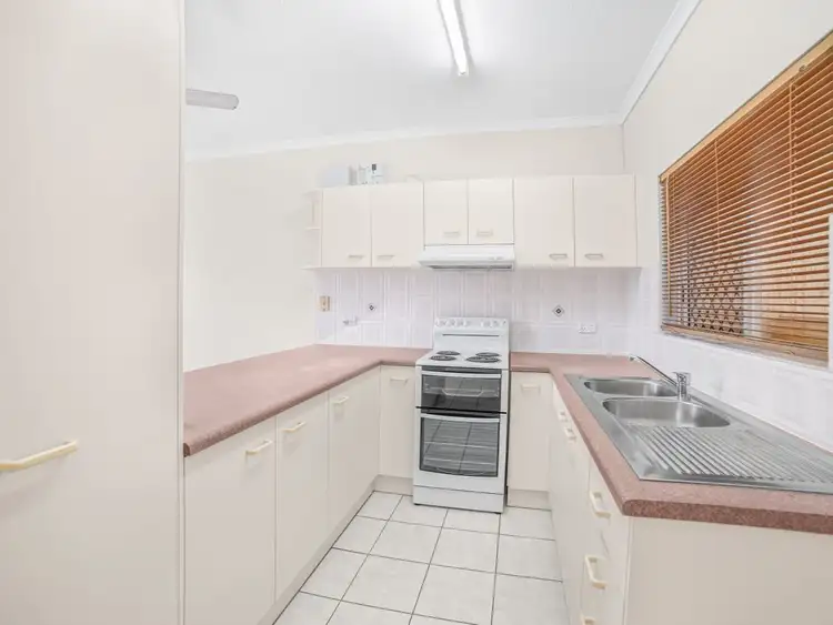 Sixth view of Homely townhouse listing, 10/2 Grantala St, Manoora QLD 4870