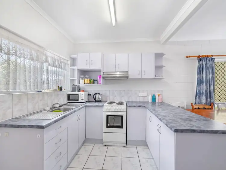 Second view of Homely townhouse listing, 13/16-20 Mount Peter Road, Edmonton QLD 4869