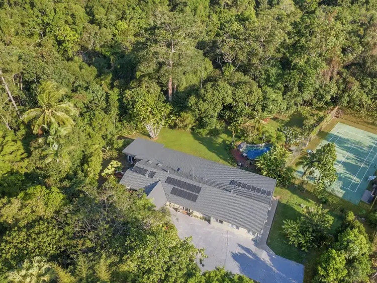 34-36 Zanzoo Close, Redlynch QLD 4870