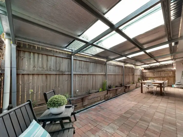 Main view of Homely unit listing, 1/22-24 Mount Peter Road, Edmonton QLD 4869