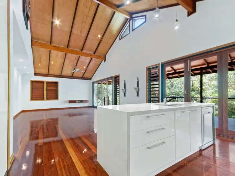 14-16 Frond Close, Redlynch QLD 4870