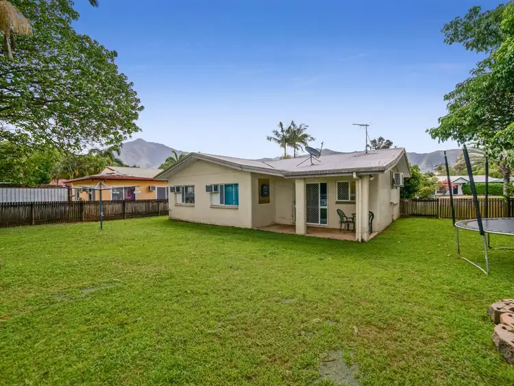 205 Robert Road, Bentley Park QLD 4869