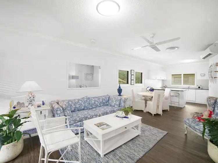1/111-113 Collins Avenue, Edge Hill QLD 4870