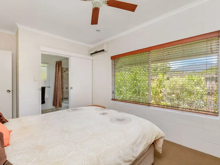 Fifth view of Homely villa listing, 3/3-4 Seary Close, Whitfield QLD 4870