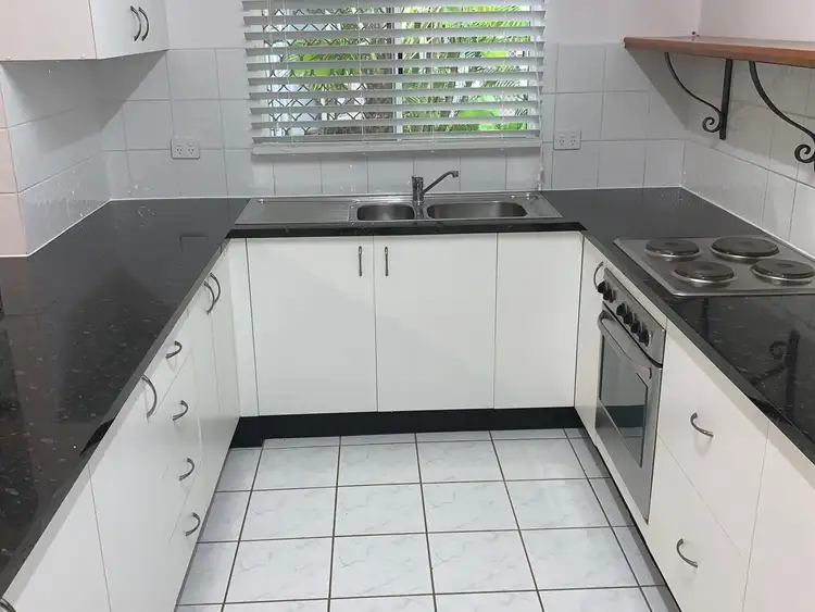 Sixth view of Homely unit listing, 4/19 Springfield Crescent, Manoora QLD 4870