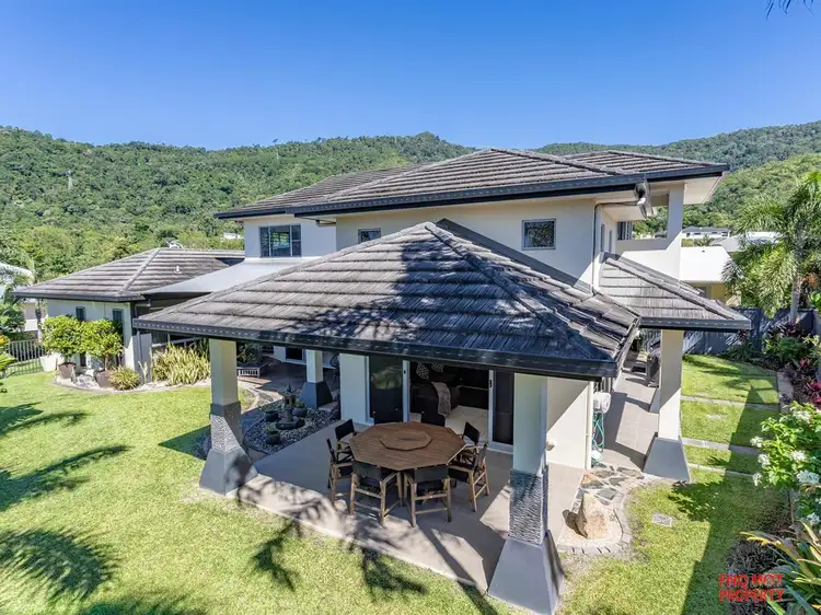 2 Rossmann Road, Smithfield QLD 4878