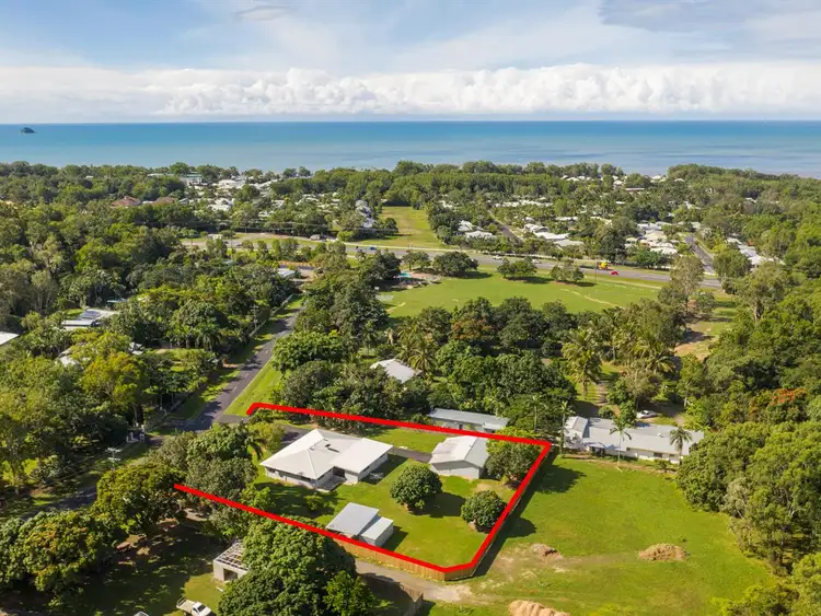 9 Evergreen Street, Clifton Beach QLD 4879