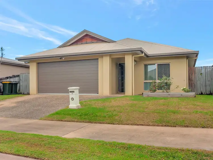 12 Totley Chase, Trinity Park QLD 4879