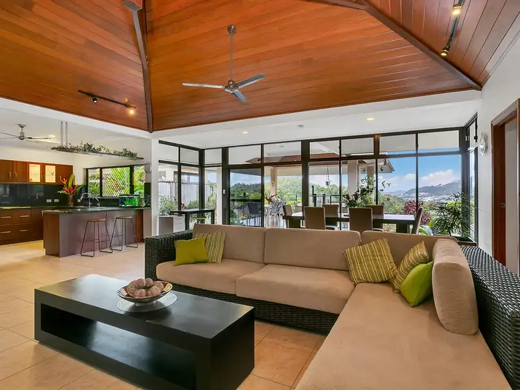 Seventh view of Homely house listing, 8 Vauclause Close, Brinsmead QLD 4870