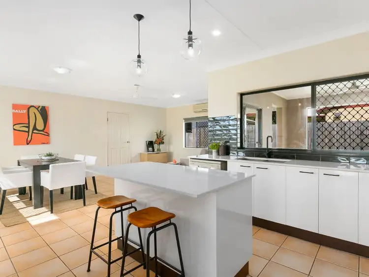 Second view of Homely house listing, 5-7 Lucy Close, Kanimbla QLD 4870