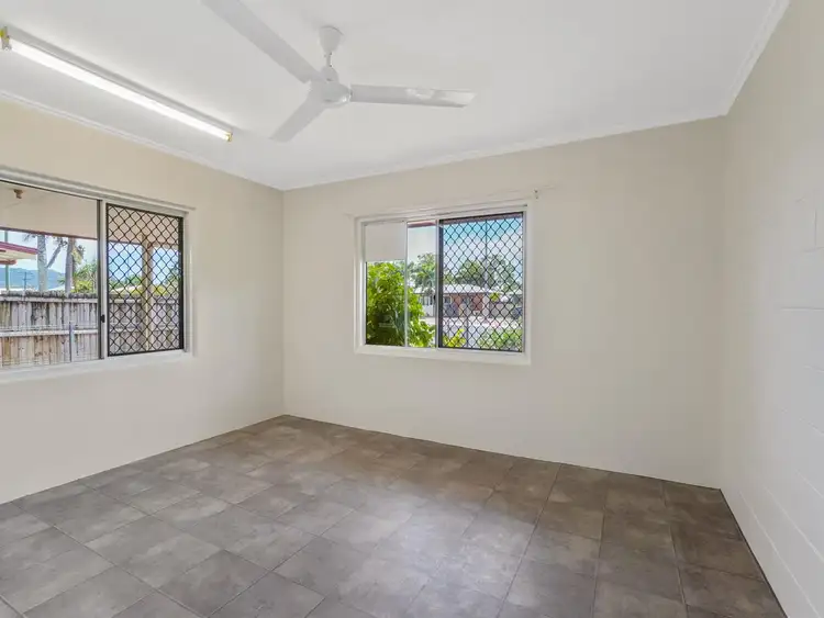 Sixth view of Homely semi-detached listing, 265 Aumuller Street, Westcourt QLD 4870