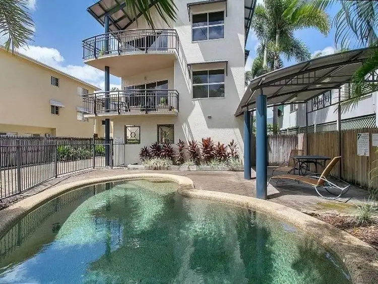 4/205 McLeod St, Cairns North QLD 4870
