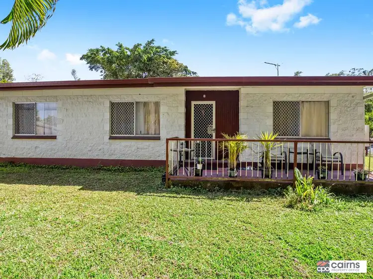 8 Lavender Street, Mooroobool QLD 4870