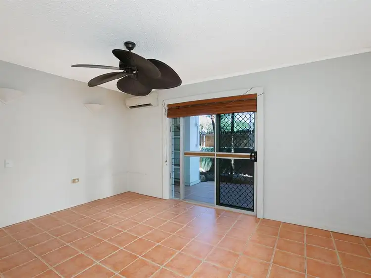 Sixth view of Homely unit listing, 2/102 Wistaria Street, Holloways Beach QLD 4878