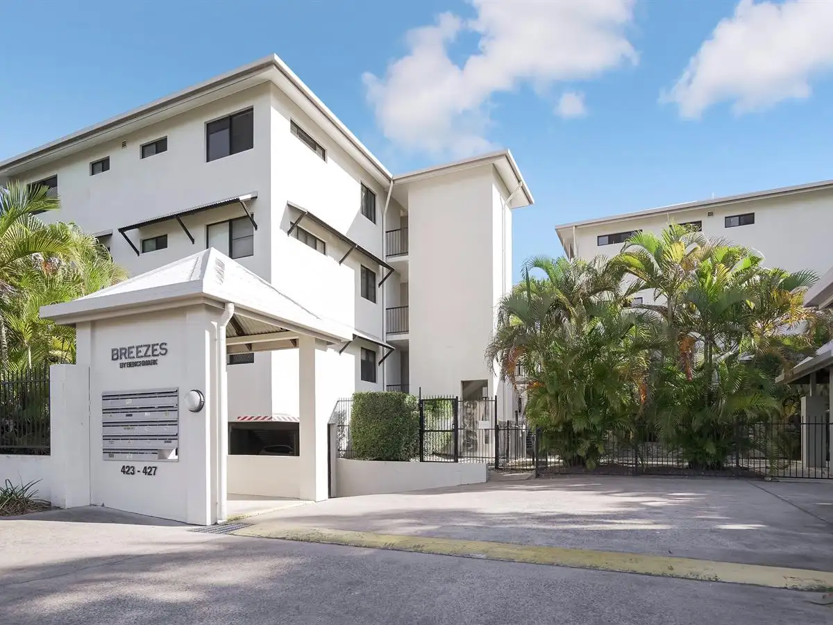 Main view of Homely unit listing, 4/423-427 Draper St, Parramatta Park QLD 4870