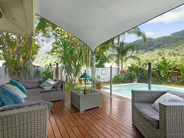 21 Gamburra Drive, Redlynch QLD 4870