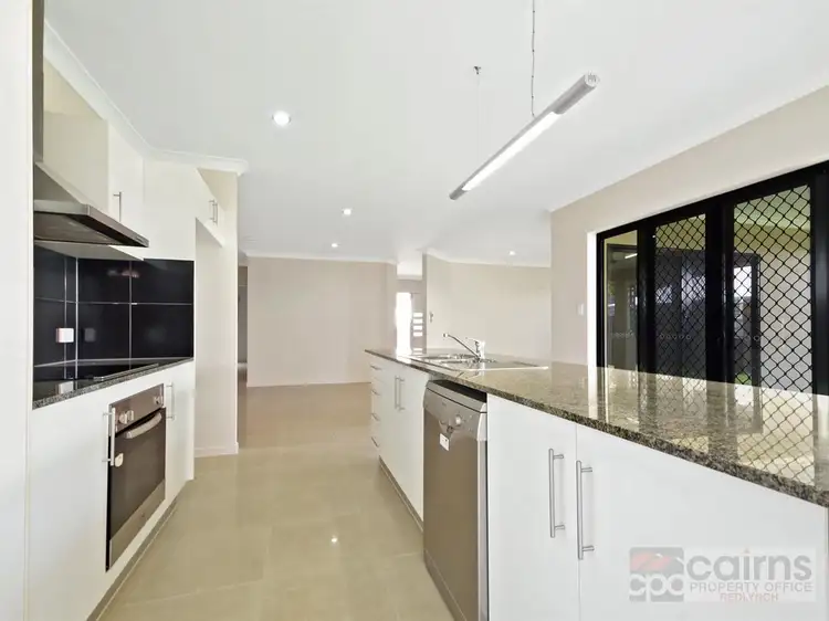 6 Springbrook Avenue, Redlynch QLD 4870