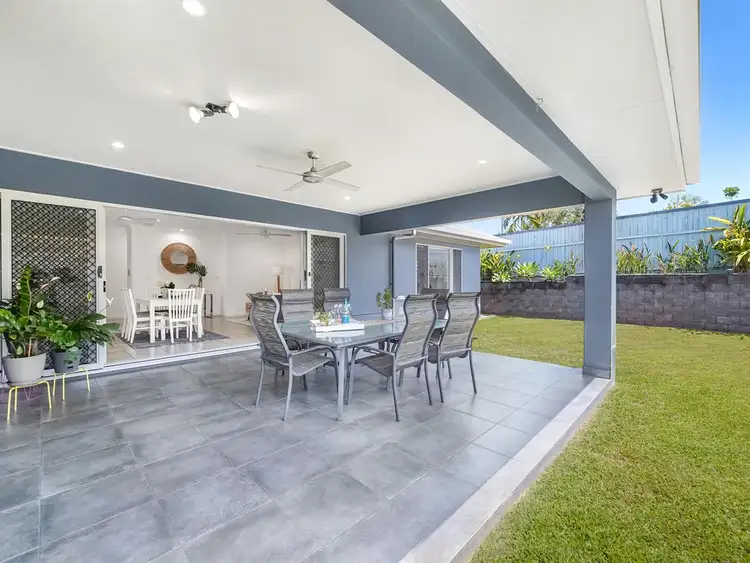67 Springbrook Avenue, Redlynch QLD 4870