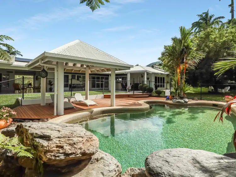 13-15 Soderberg Close, Redlynch QLD 4870