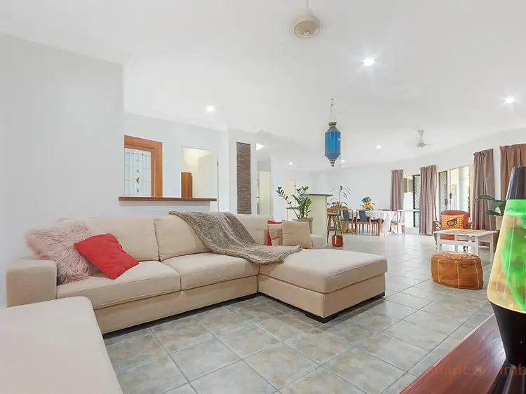 24 Fairley St, Redlynch QLD 4870