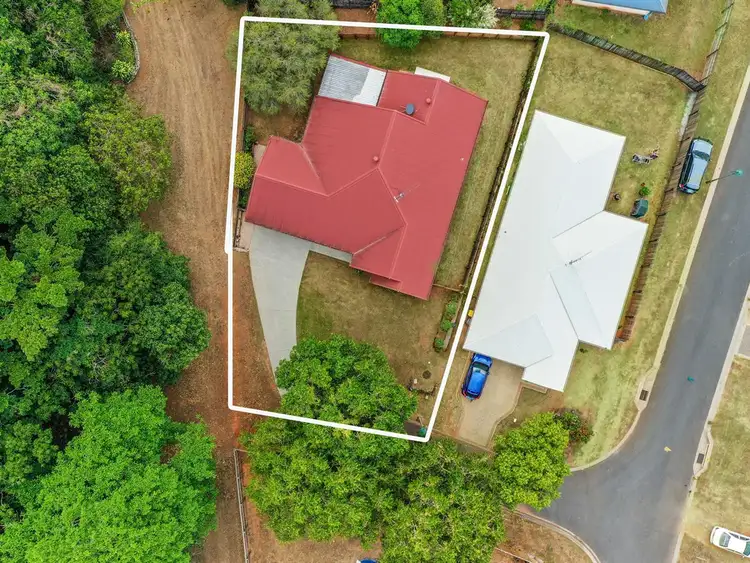 Third view of Homely house listing, 4 Seabreeze Court, Redlynch QLD 4870