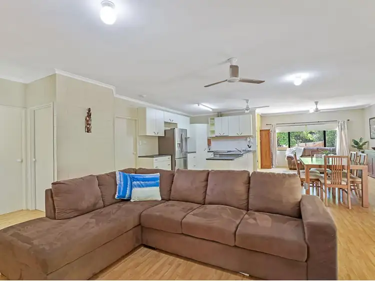 Fifth view of Homely house listing, 4 Seabreeze Court, Redlynch QLD 4870