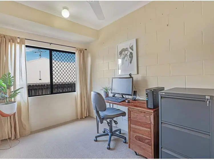 Seventh view of Homely house listing, 4 Seabreeze Court, Redlynch QLD 4870