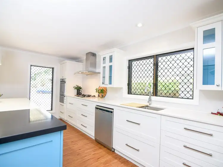 19 Pennine Close, Smithfield QLD 4878