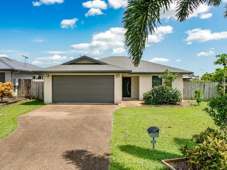 2 Hunter Close, Redlynch QLD 4870