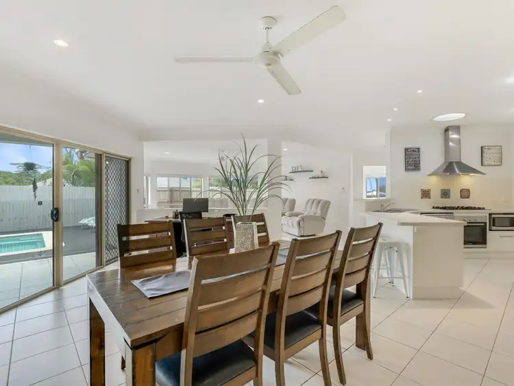 Fifth view of Homely house listing, 6 Ellestree Close, Redlynch QLD 4870