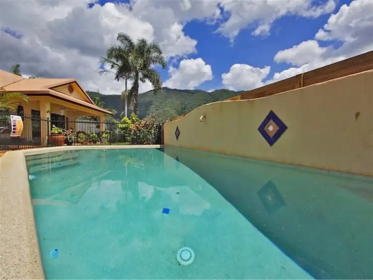 17 Red Ochre St, Redlynch QLD 4870