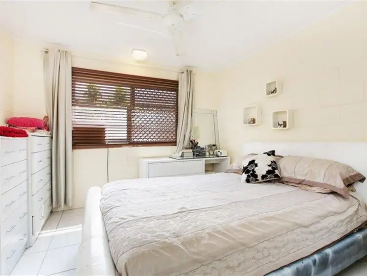 Fifth view of Homely unit listing, 2/15 Pioneer Street, Manoora QLD 4870