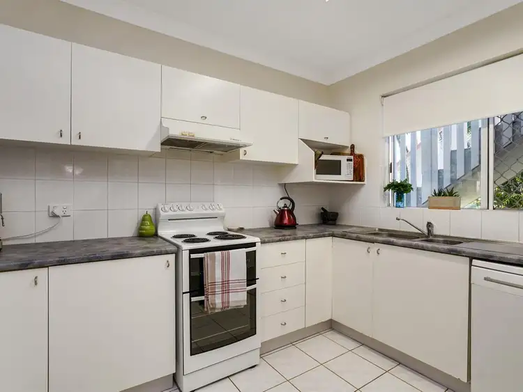 Seventh view of Homely unit listing, 1/19 Springfield Cres, Manoora QLD 4870