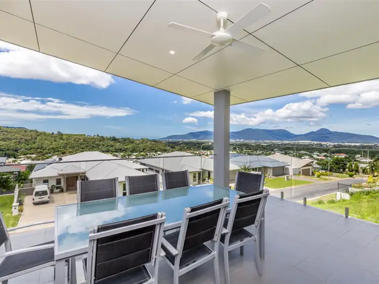 17 Trumpeter Street, Kanimbla QLD 4870